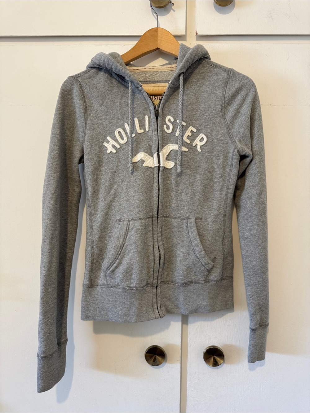 Hollister Women's Gray Full-Zip Hooded Sweatshirt